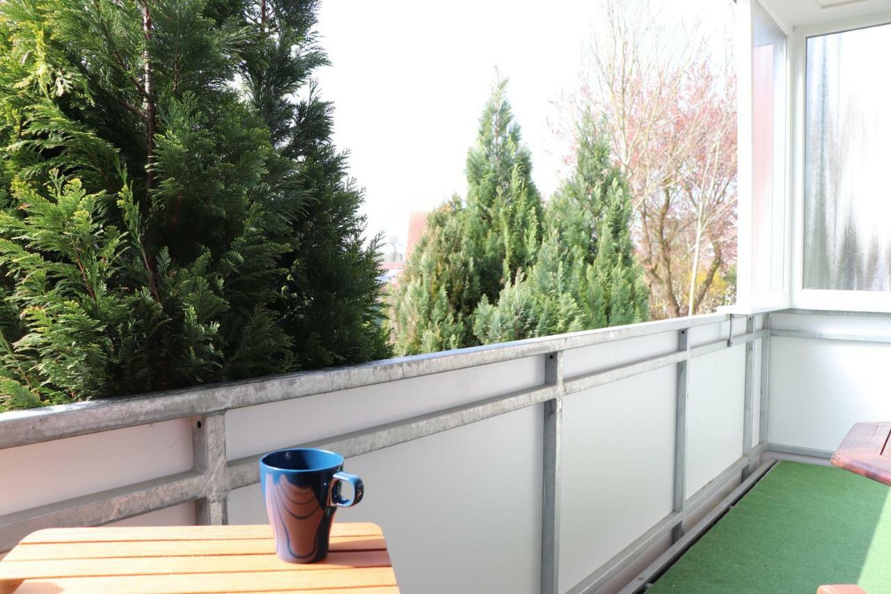 Ferienwohnung Wippsteert - 5 Sterne - Mit Balkon Und Pkw Stellplatz Emden Zewnętrze zdjęcie